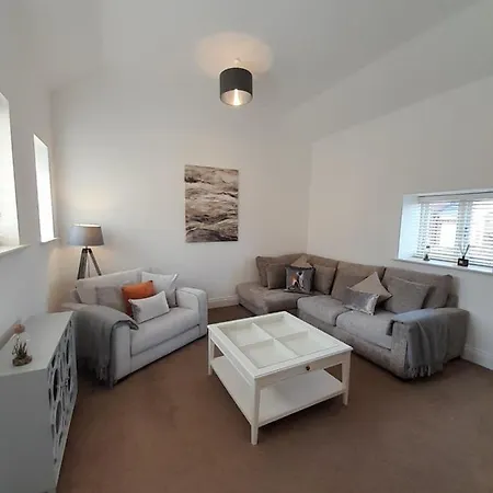 The Stables A Contractor Family 2 Bed Town House In Central Melton Mowbray Exterior photo