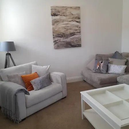 The Stables A Contractor Family 2 Bed Town House In Central Melton Mowbray Exterior photo