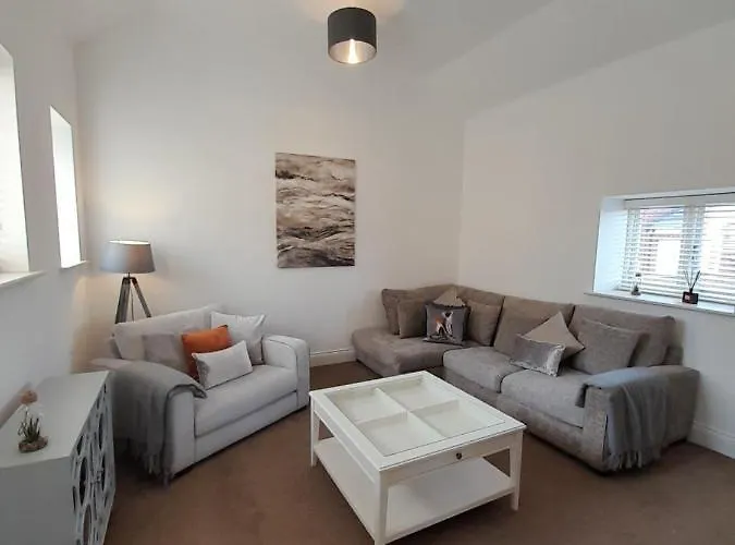 The Stables A Contractor Family 2 Bed Town House In Central Melton Mowbray