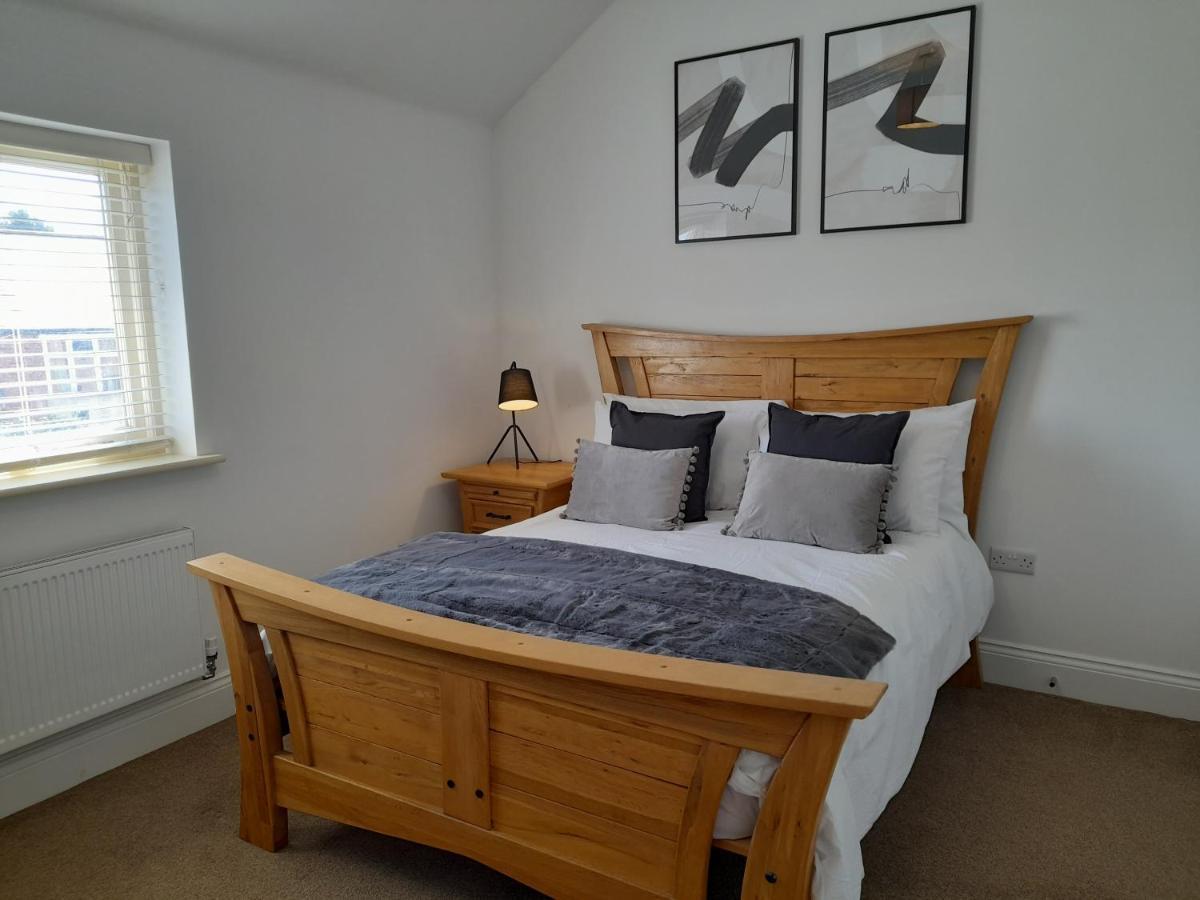 The Stables A Contractor Family 2 Bed Town House In Apartment