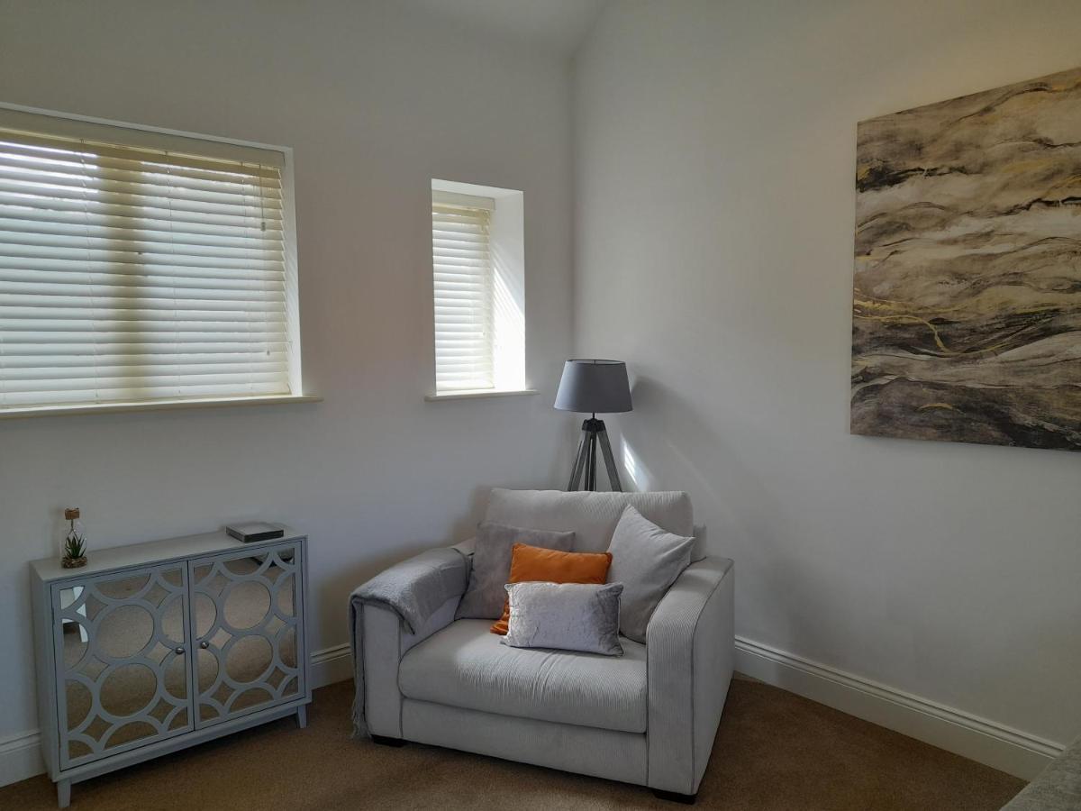 The Stables A Contractor Family 2 Bed Town House In Apartment